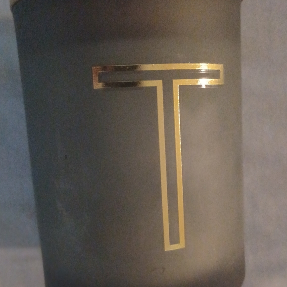 Sears Other - NWOT VANILLA MODERN EXPRESSIONS CANDLE INITIAL "T".